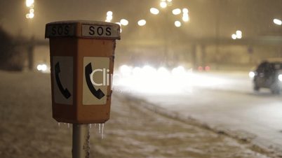 SOS - Snow - notrufsäule - footage