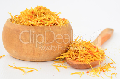 saffron in wooden bowl