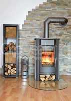 brennender kaminofen wood fired stove