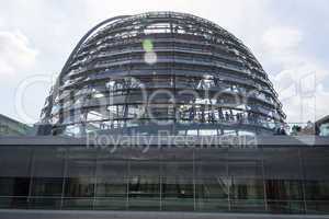 the reichstag in berlin