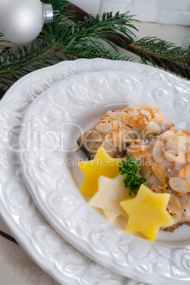 fried carp with almonds