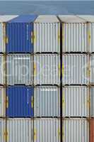 container auf einem containerschiff