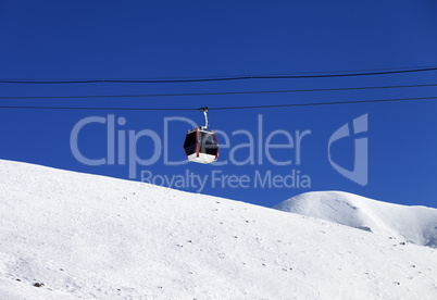 gondola lift and off piste ski slope