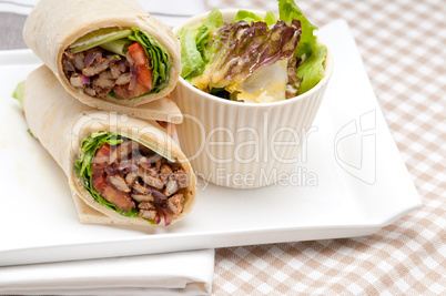 kafta shawarma chicken pita wrap laufrolle sandwich