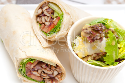 kafta shawarma chicken pita wrap laufrolle sandwich