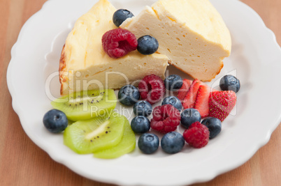 Cheesecake mit Früchten