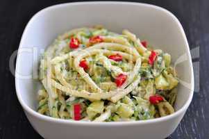 Zucchini Walnuss Pasta