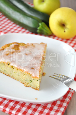 Apfel Zucchini Kuchen