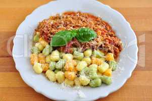 Gnocchi mit Bolognese Sauce