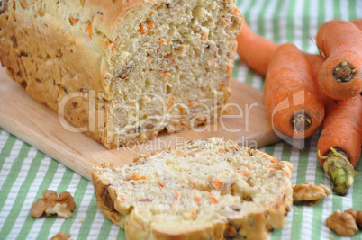Karotten Walnuss Brot