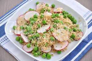 Couscous Salat mit Erbsen