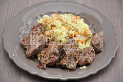 Kichererbsen Reis mit Lammfleisch