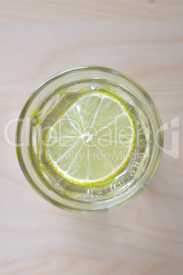 Limonade, Wasser mit Limette