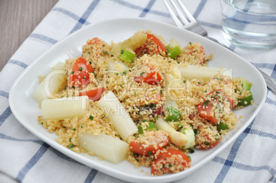 Spargel Couscous Salat