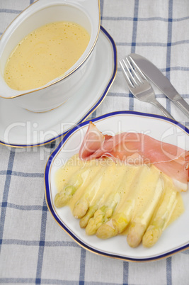 Spargel mit Sauce Hollandaise, Kartoffeln und Schinken