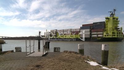 container schiff borussia dortmund