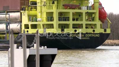 container schiff borussia dortmund