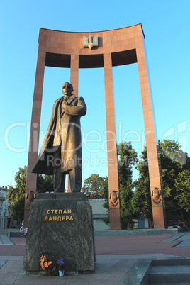 monument of s. bandera and trident in lvov city