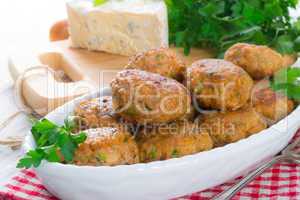 rissole with mould cheese and parsley