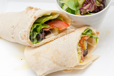 kafta shawarma chicken pita wrap laufrolle sandwich