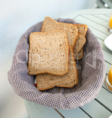 Sliced wholemeal rye bread