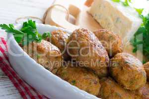 rissole with mould cheese and parsley