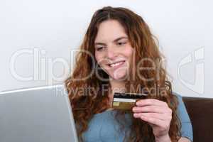 Shopping im Internet mit Kreditkarte