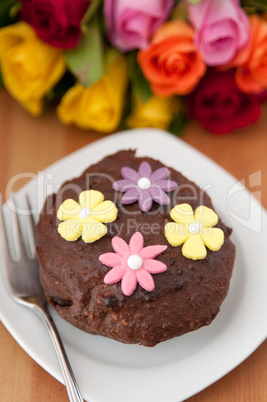 Schokoladentörtchen mit Rosen