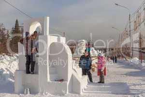 Festival "Magic ice of Siberia", Participants create sculptures