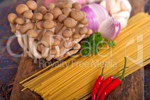 italian pasta and mushroom sauce ingredients