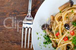 italian pasta and mushroom sauce