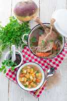 goose - soup with red wine and thyme