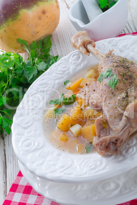 goose - soup with red wine and thyme