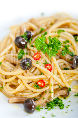 italian pasta and mushroom sauce