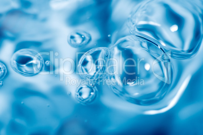 water and bubbles