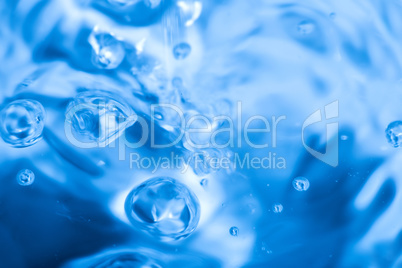 water and bubbles