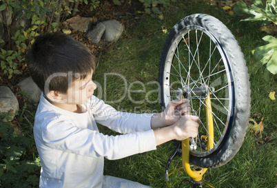 kid who fix bikes