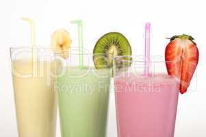 banana, kiwi and strawberry milk shake and fresh fruis