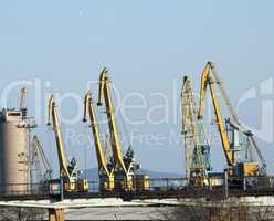 Commercial port cranes