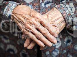 Very old woman hands