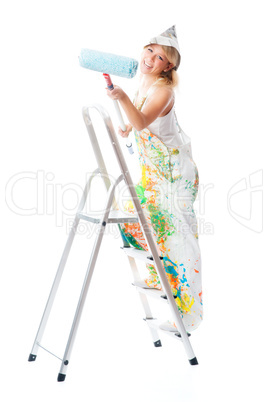 Weiblicher Maler auf Trittleiter