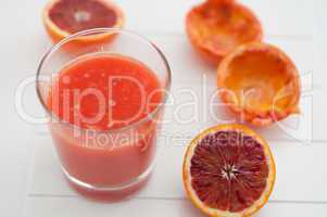 Roter Orangensaft