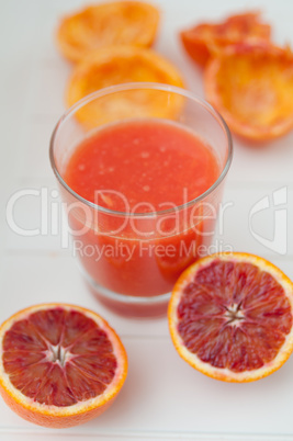 Roter Orangensaft