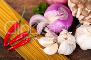 italian pasta and mushroom sauce ingredients