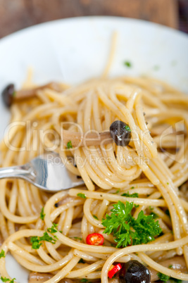 italian pasta and mushroom sauce