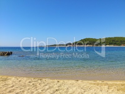 Strandabschnitt mit Meerblick