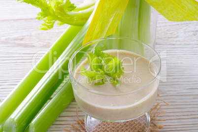 celery dippen