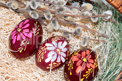 Easter egg in basket