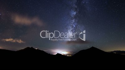milky way clouds traffic in mountain time lapse 11155