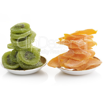 dried kiwi and mango fruits